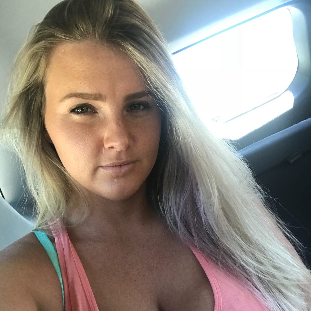 Meet your Posher, Cecily